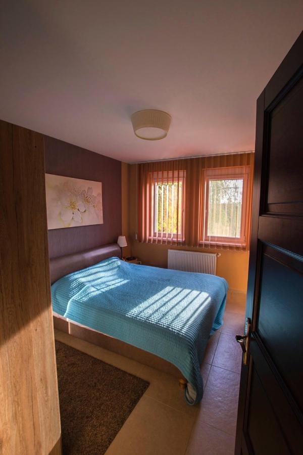Panorama Apartman Apartment Zamardi Ngoại thất bức ảnh
